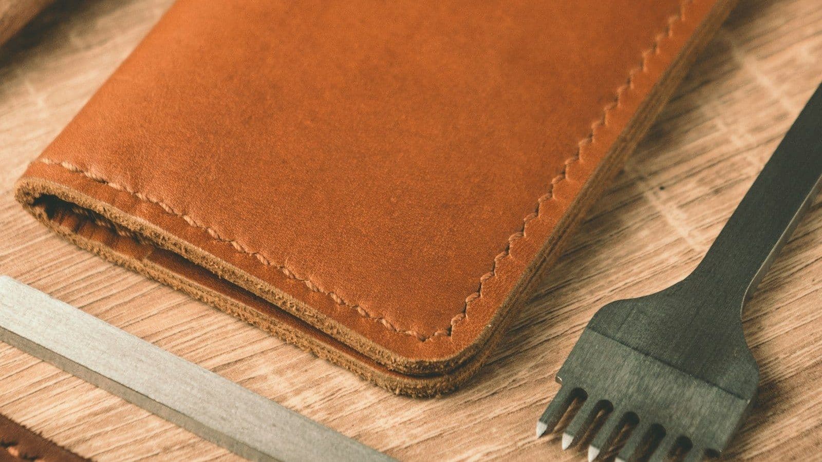 Cover image for The Hide Already Cut