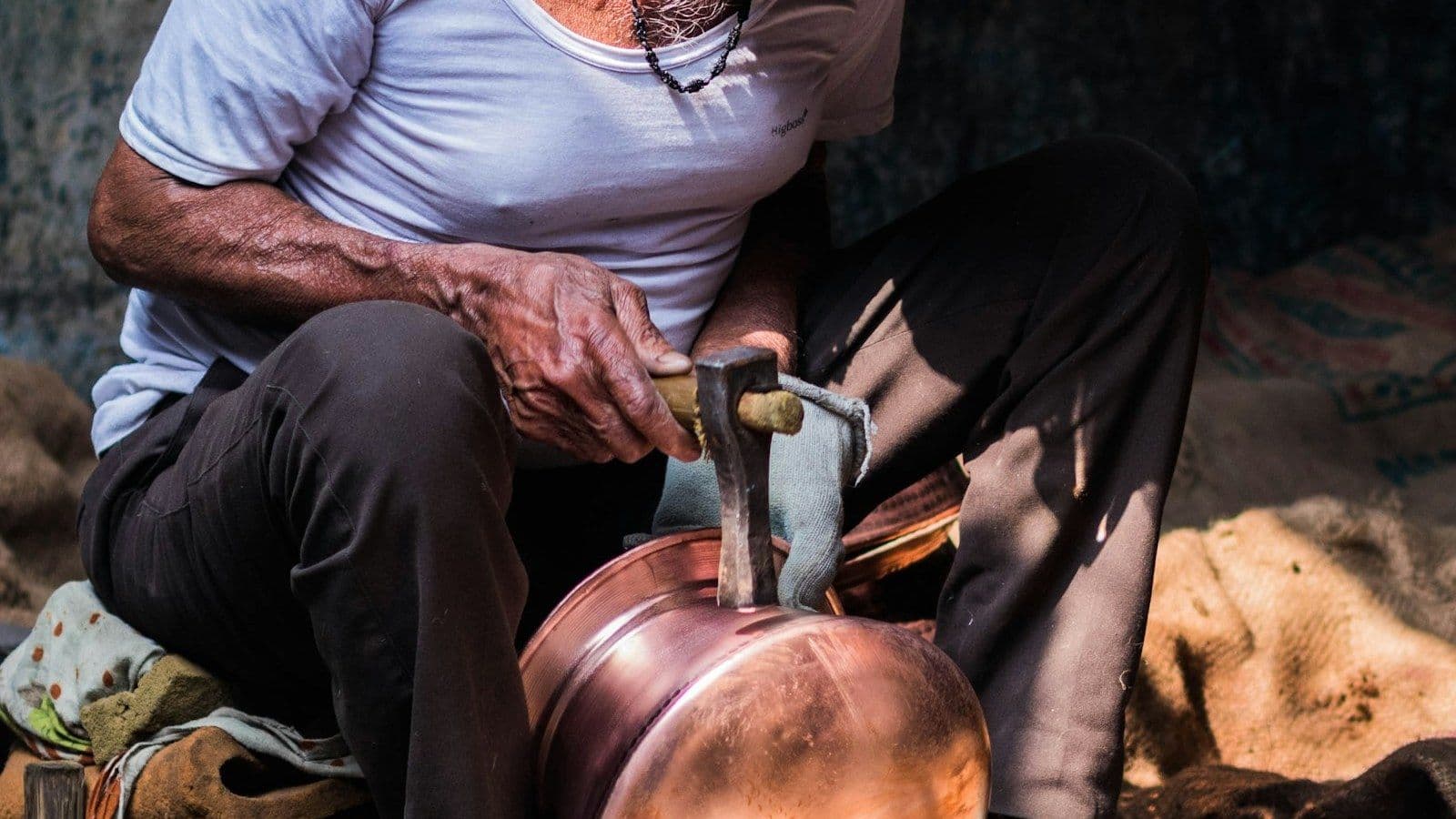 Cover image for What He Found at the Flue Side